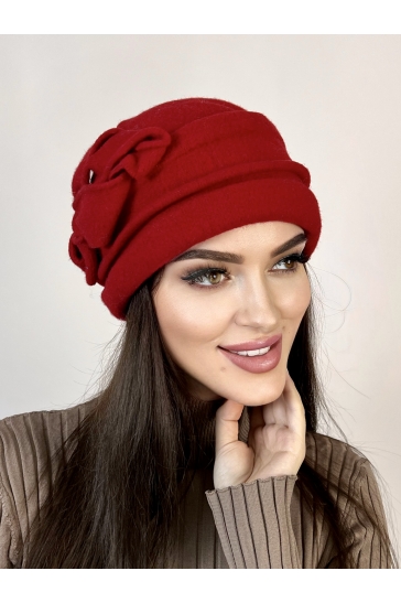 Шапка женская из трикотажа